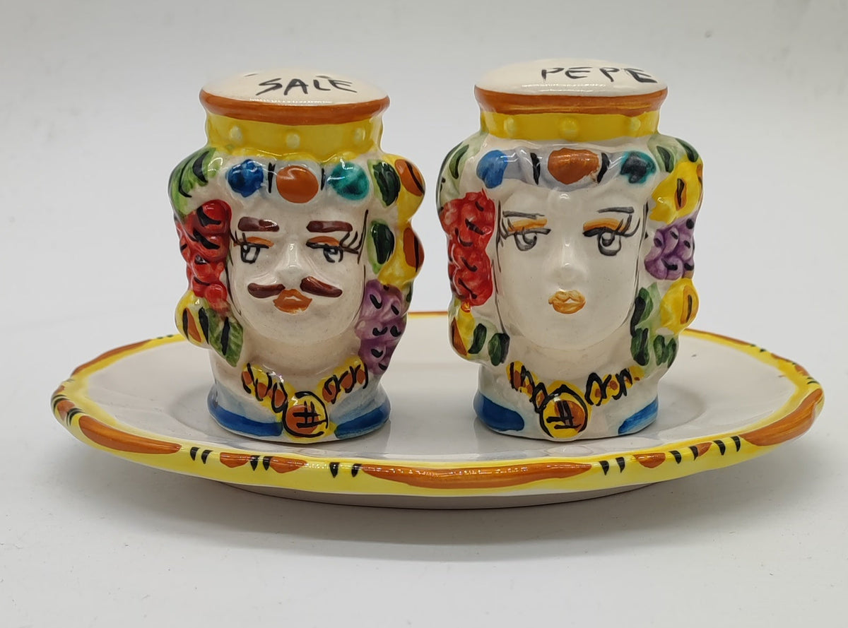 Sicilian salt and pepper set with 6 cm tall heads and a 15 cm long oval tray