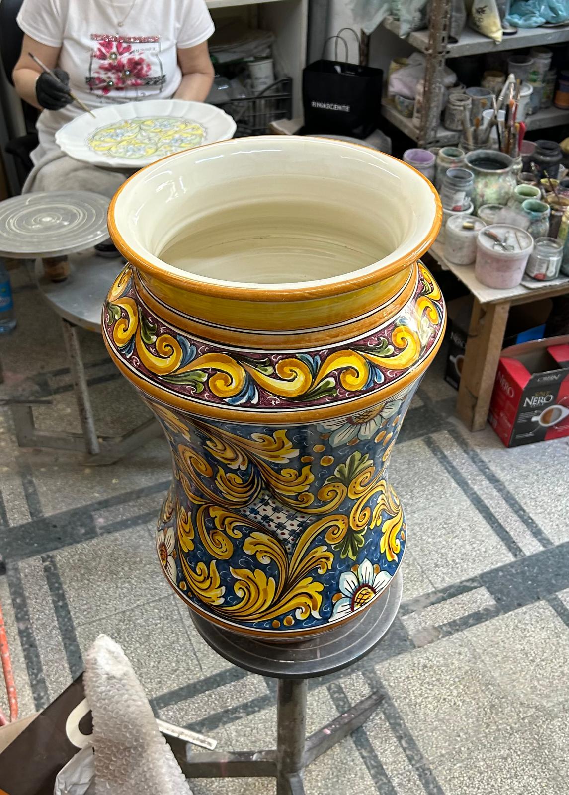 Portaombrelli siciliano della Ceramica di Caltagirone