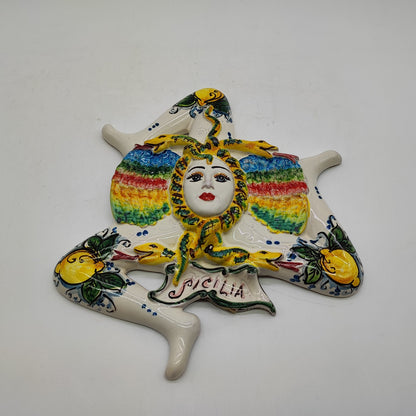  Trinacria siciliana in ceramica di Caltagirone