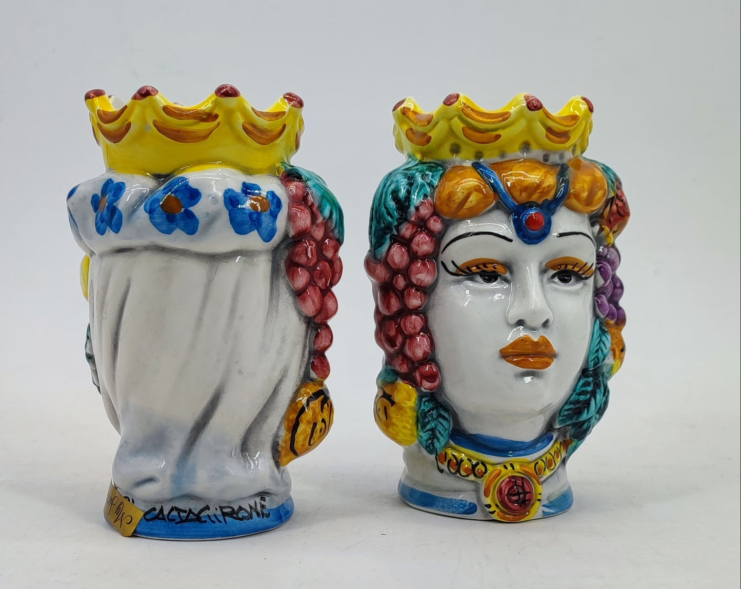 Hand-painted Caltagirone-style Moor’s Head ceramic vase measuring 14 cm high