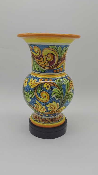 Sicilian Splendor: Caltagirone's Floral Charm from Ceramica di Caltagirone 31cm