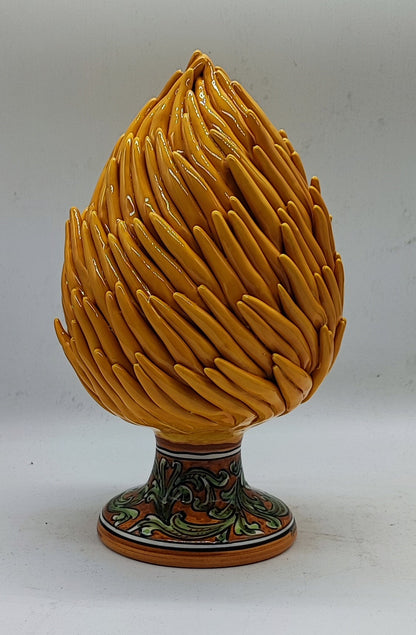 Sicilian ceramic Pigna measuring 27 cm high and 15 cm wide